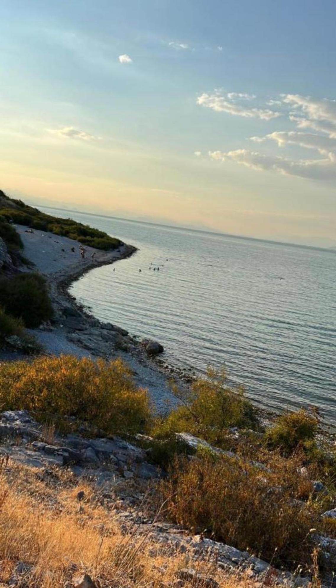 Lake Bliss Cabins Shkodër Buitenkant foto